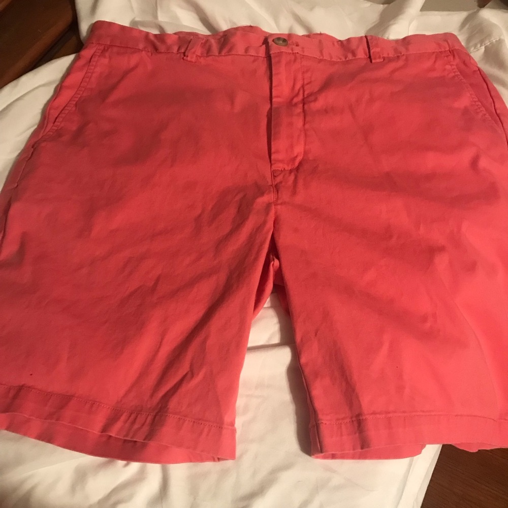 Vineyard Vines men’s shorts 40
